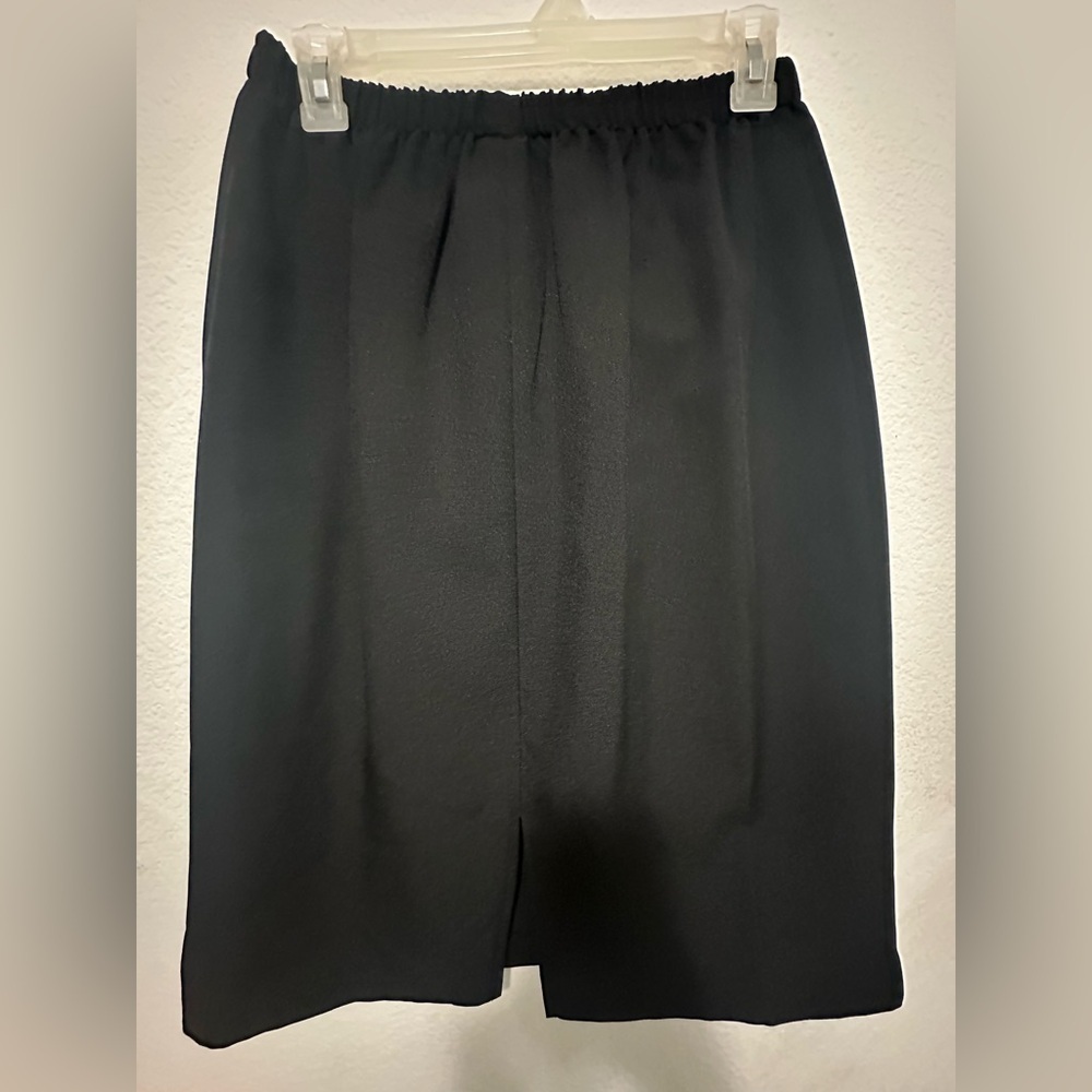 Classic Black Women's Midi Skirt size 12 - Picture 4 of 6
